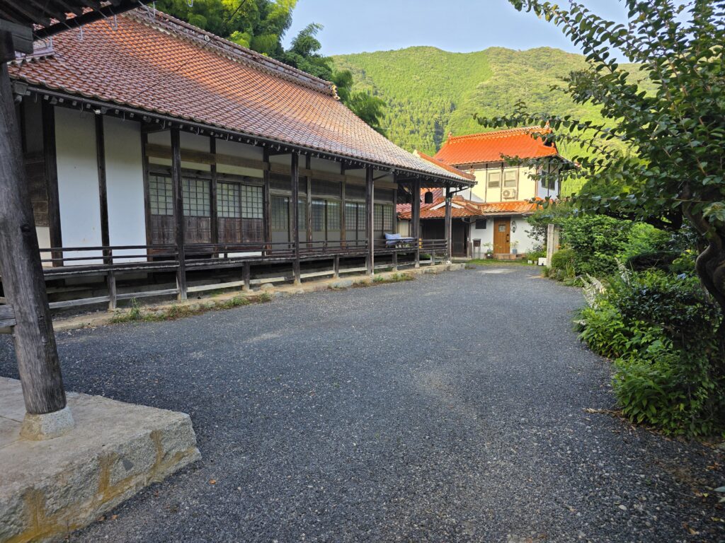 法泉寺の庫裏の外観